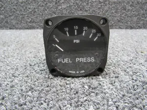4-310-030 (USE: FP2512) UMA Fuel Pressure Gauge (NEW OLD STOCK)